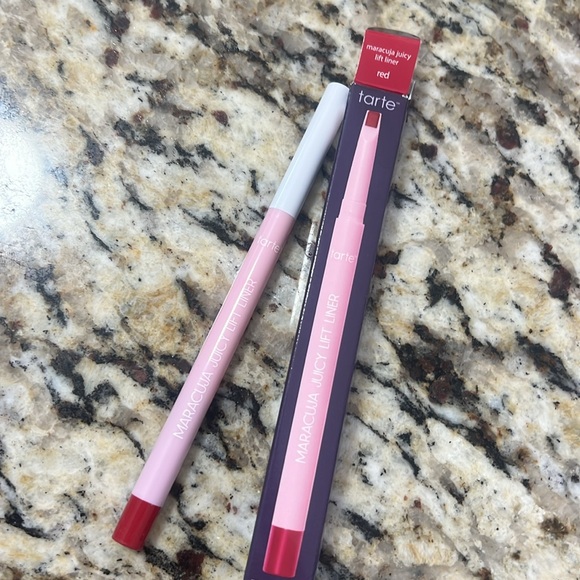 💕🌙Tarte Red Maracuja Juicy Lift Liner - Picture 2 of 10